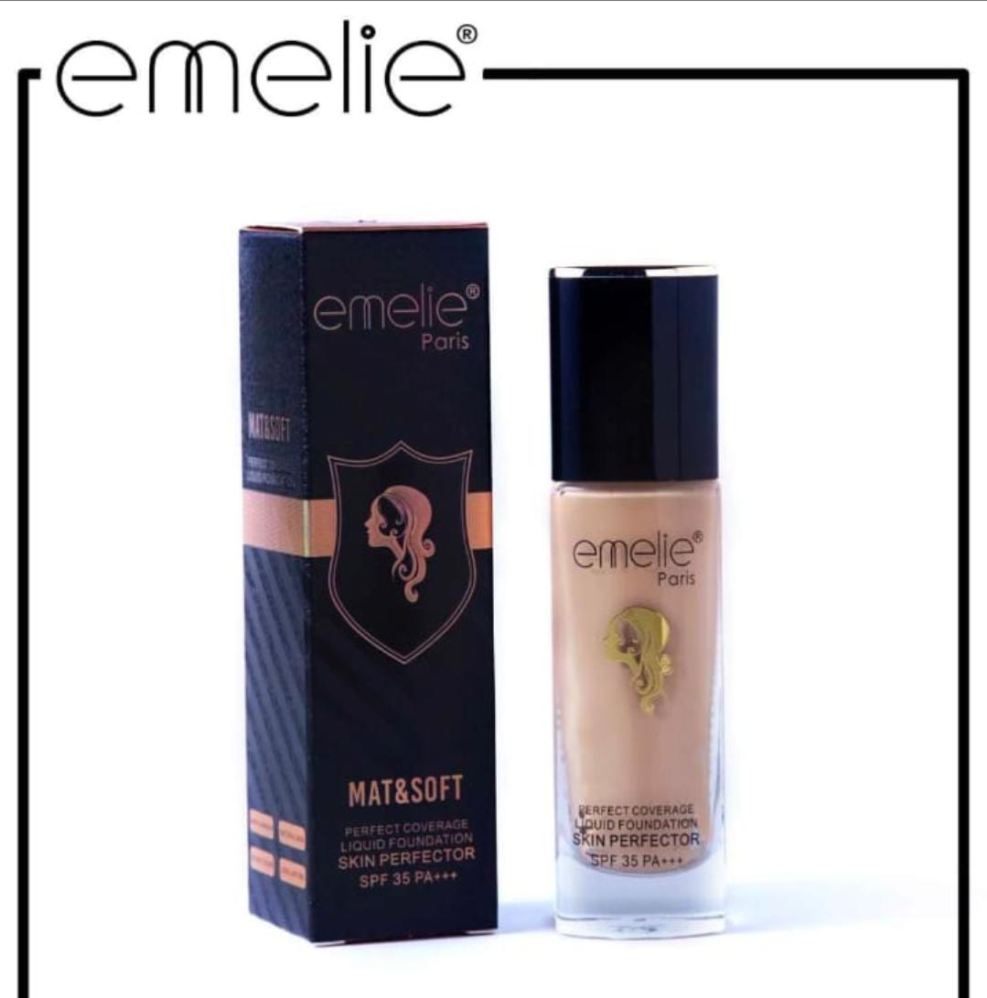 Emelie Foundation With Free Base Puff